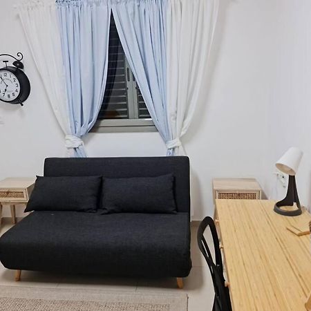 מרחק נגיעה בתקווה Apartment Petach Tikva Exterior foto