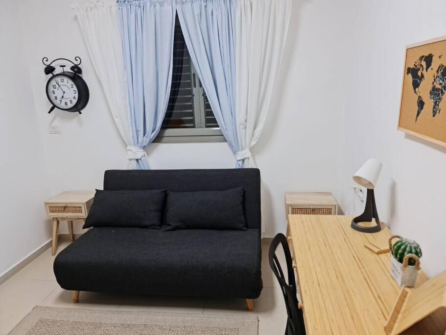 מרחק נגיעה בתקווה Apartment Petach Tikva Exterior foto