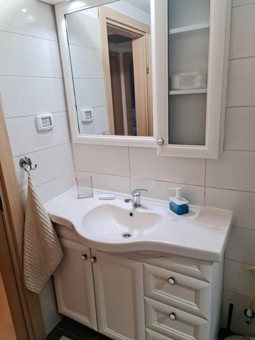 מרחק נגיעה בתקווה Apartment Petach Tikva Exterior foto
